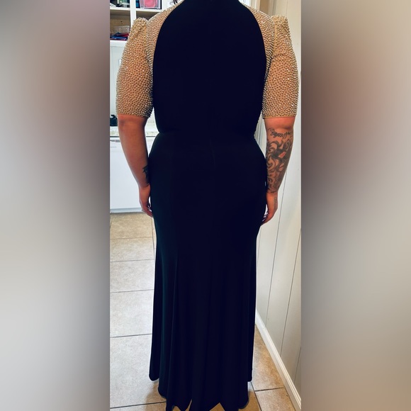 COPY - MAKE ME OFFERS NWOT Prom/formal dress women’s size 16 - Picture 2 of 3